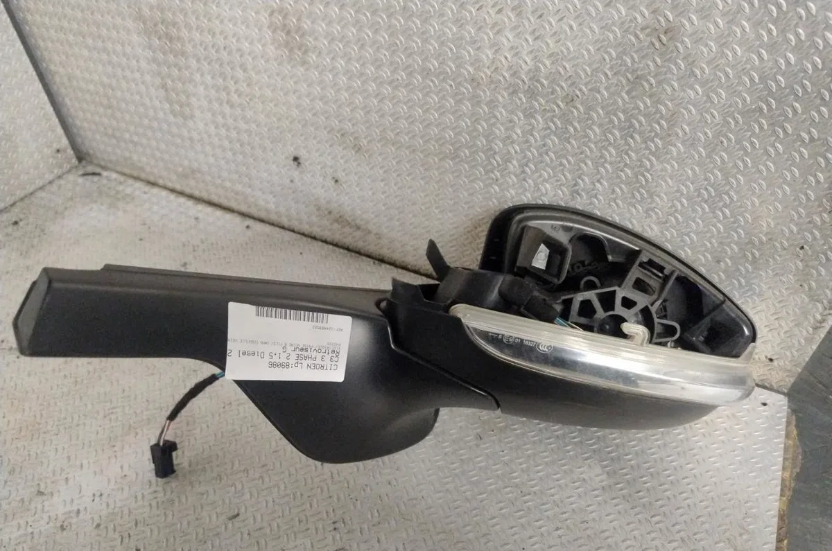 Retroviseur exterieur gauche CITROEN C3 3  C3 3 PHASE 2 occasion