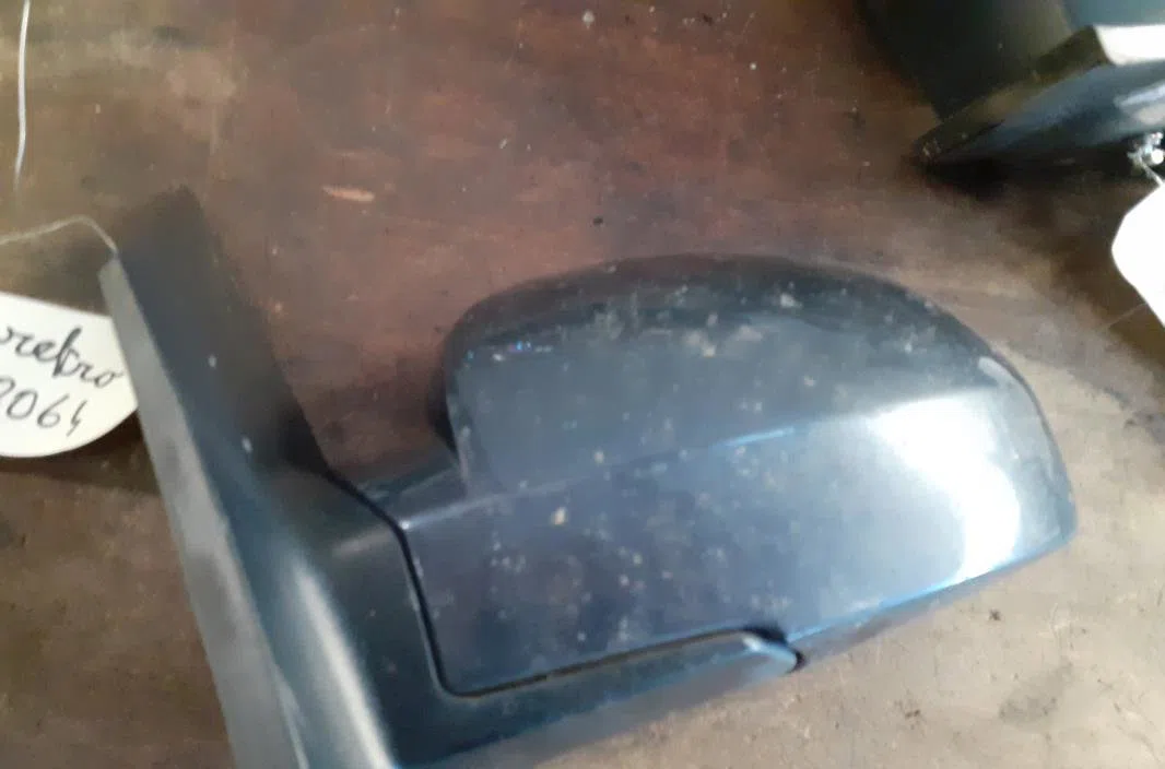Retroviseur exterieur gauche Hyundai GETZ (TB) 1.5 crdi (2003-2005) occasion