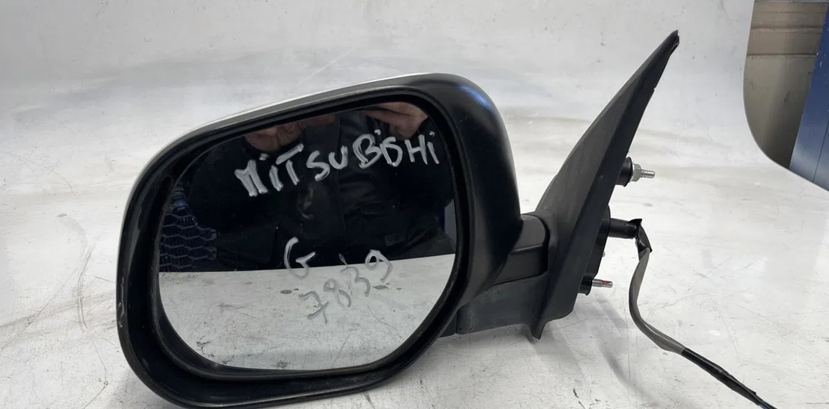 Retroviseur exterieur gauche Mitsubishi ASX (GA_W_) 1.8 di-d 4wd (ga6w) (2010) occasion