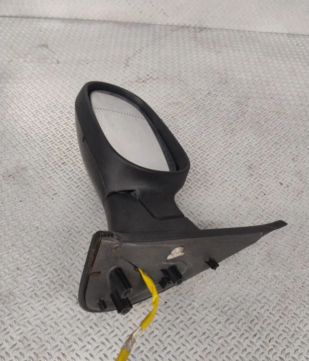 Retroviseur exterieur gauche Nissan MICRA III (K12) 1.2 16v (2003-2010) occasion