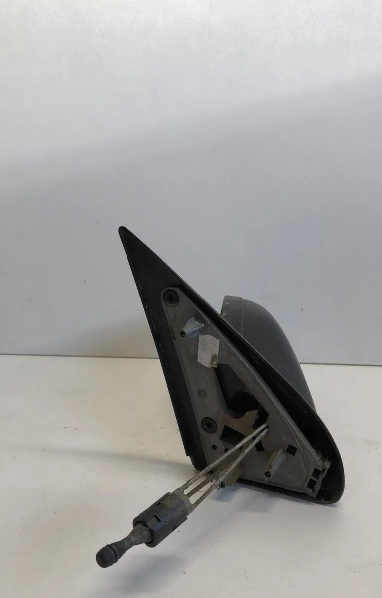 Retroviseur exterieur gauche Peugeot 106 I (1A, 1C) 1.0 (1991-1996) occasion