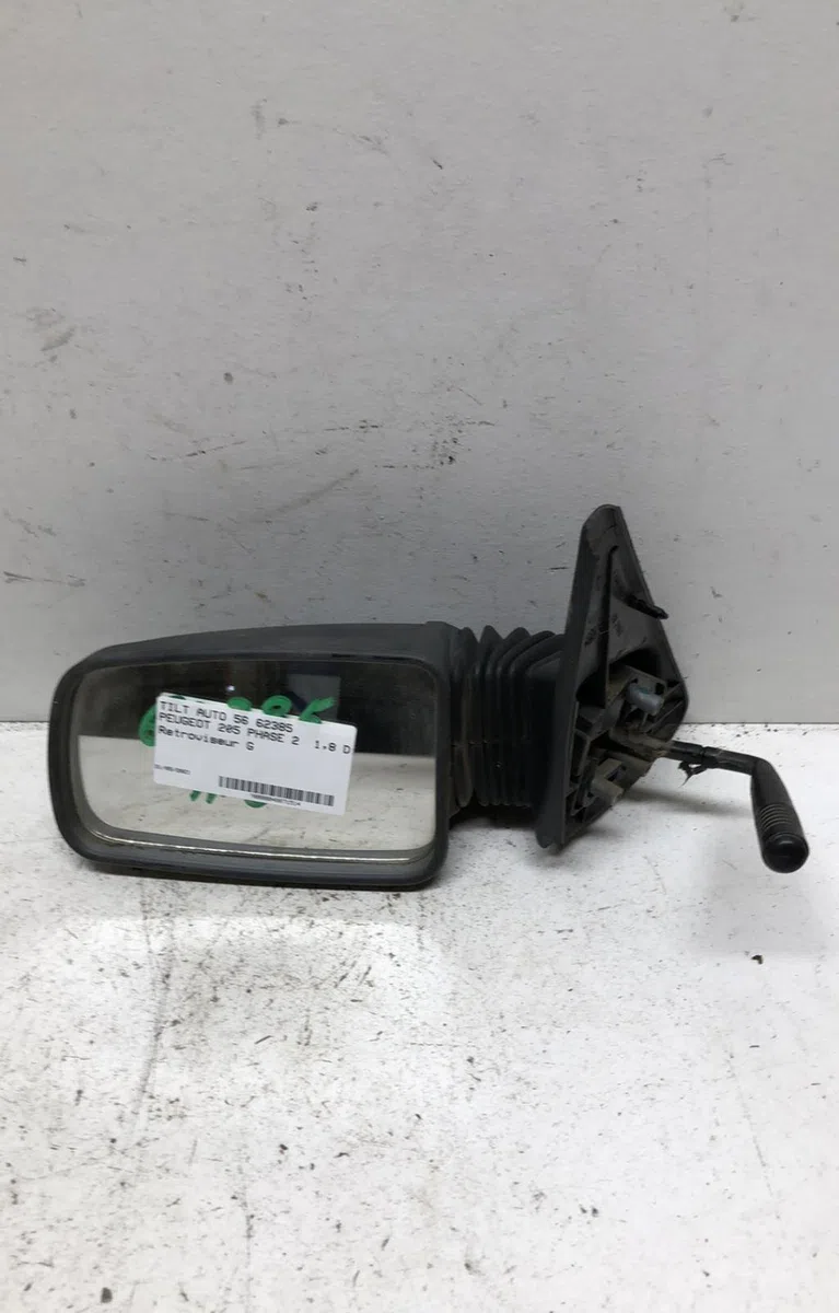 Retroviseur exterieur gauche Peugeot 205 Camionnette - 3-5 portes 1.8 d (1983-1990) occasion