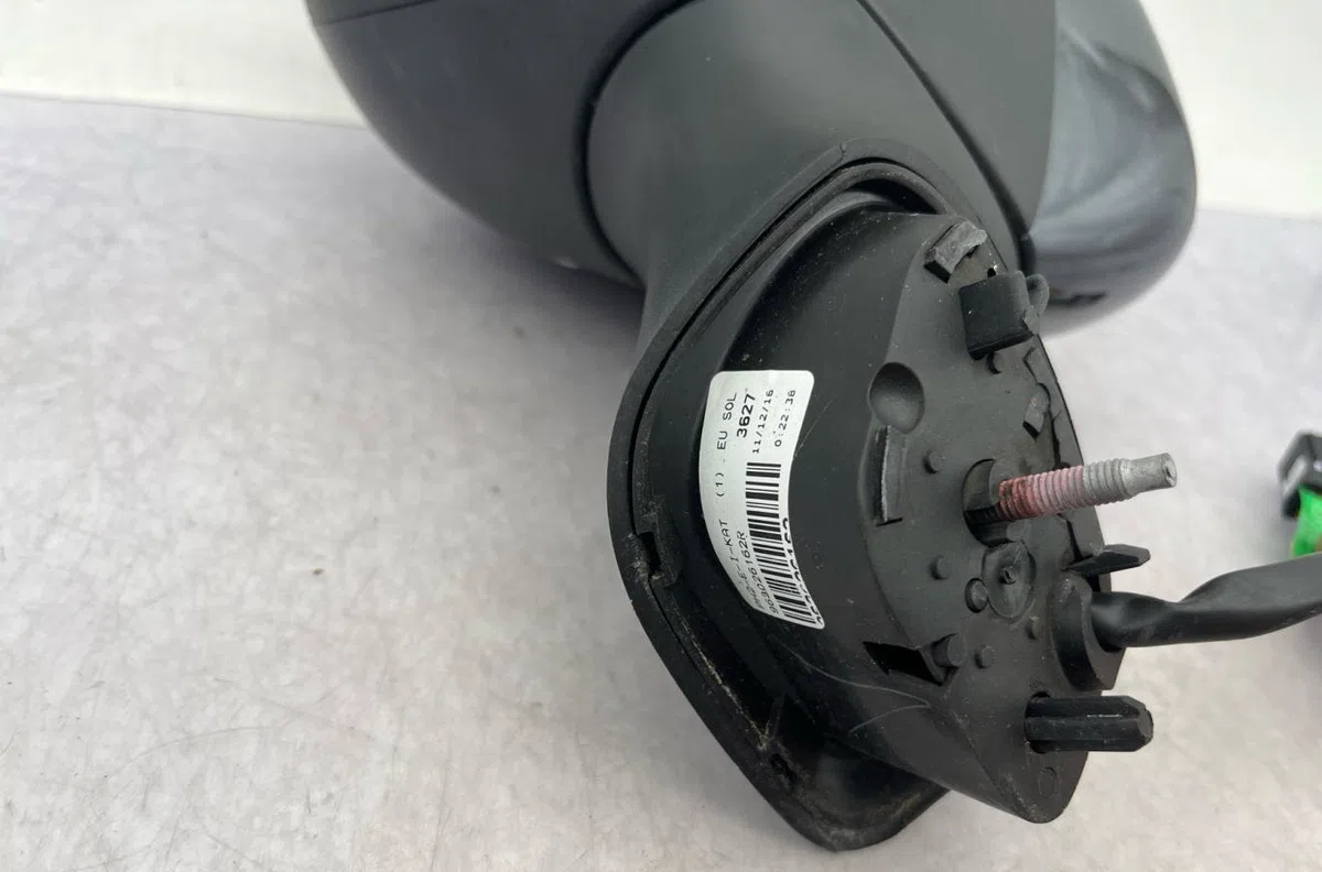 Retroviseur exterieur gauche RENAULT CLIO 4 PHASE 2 BREAK occasion