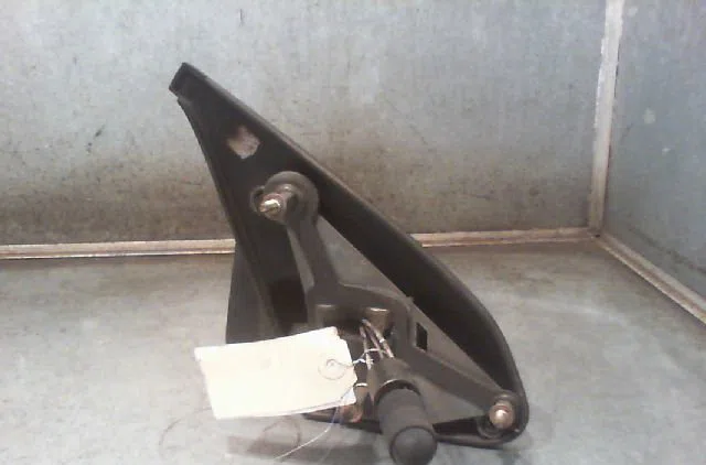 Retroviseur exterieur gauche RENAULT CLIO I Phase 1 06-1990--03-1994 occasion