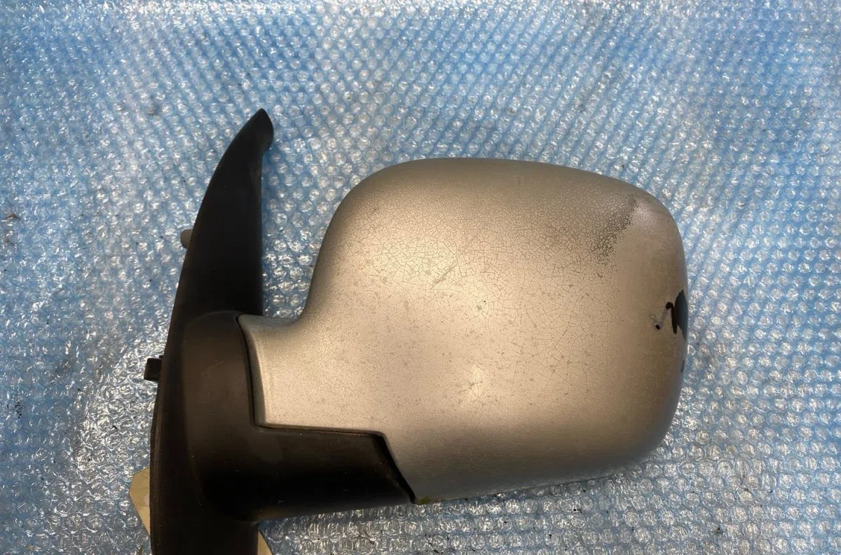 Retroviseur exterieur gauche Renault KANGOO - GRAND KANGOO II (KW0-1_) 1.5 dci 85 (kw0k, kw0l, kw0b) (2008) 4 portes occ