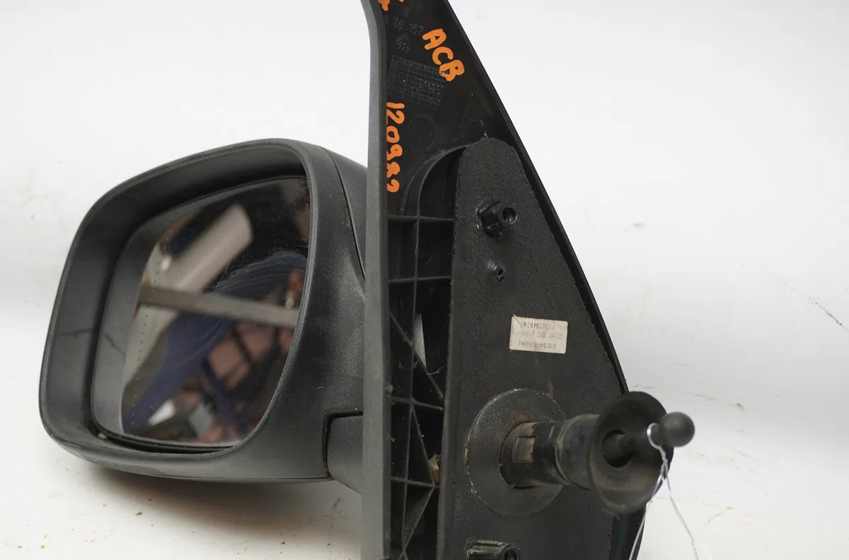Retroviseur exterieur gauche Renault KANGOO (KC0-1_) 1.2 16v (kc05, kc06, kc03, kc0t, kc0w, kc1d) (2001) occasion