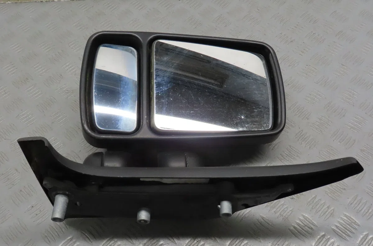 Retroviseur exterieur gauche Renault MASTER II Camionnette (FD) 2.2 dci 90 (2000) occasion