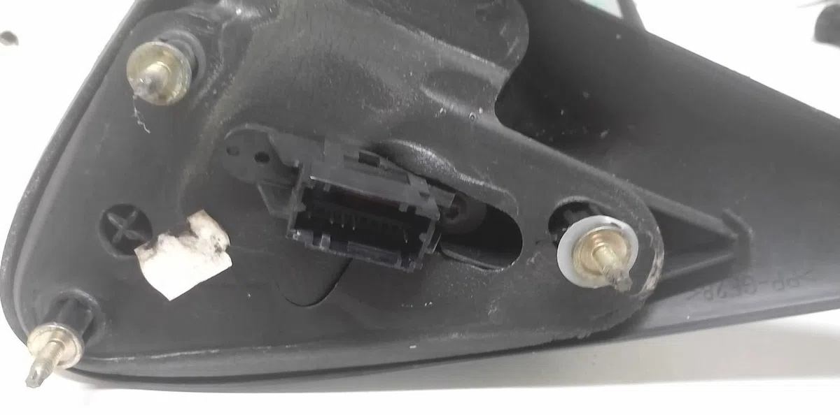Retroviseur exterieur gauche Renault MEGANE I (BA0-1_) 1.9 d eco (ba0a, ba0u, ba0r) (1996-2003) occasion