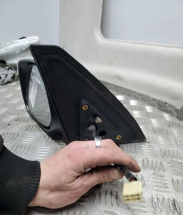 Retroviseur exterieur gauche TOYOTA RAV4 2 PHASE 1 occasion