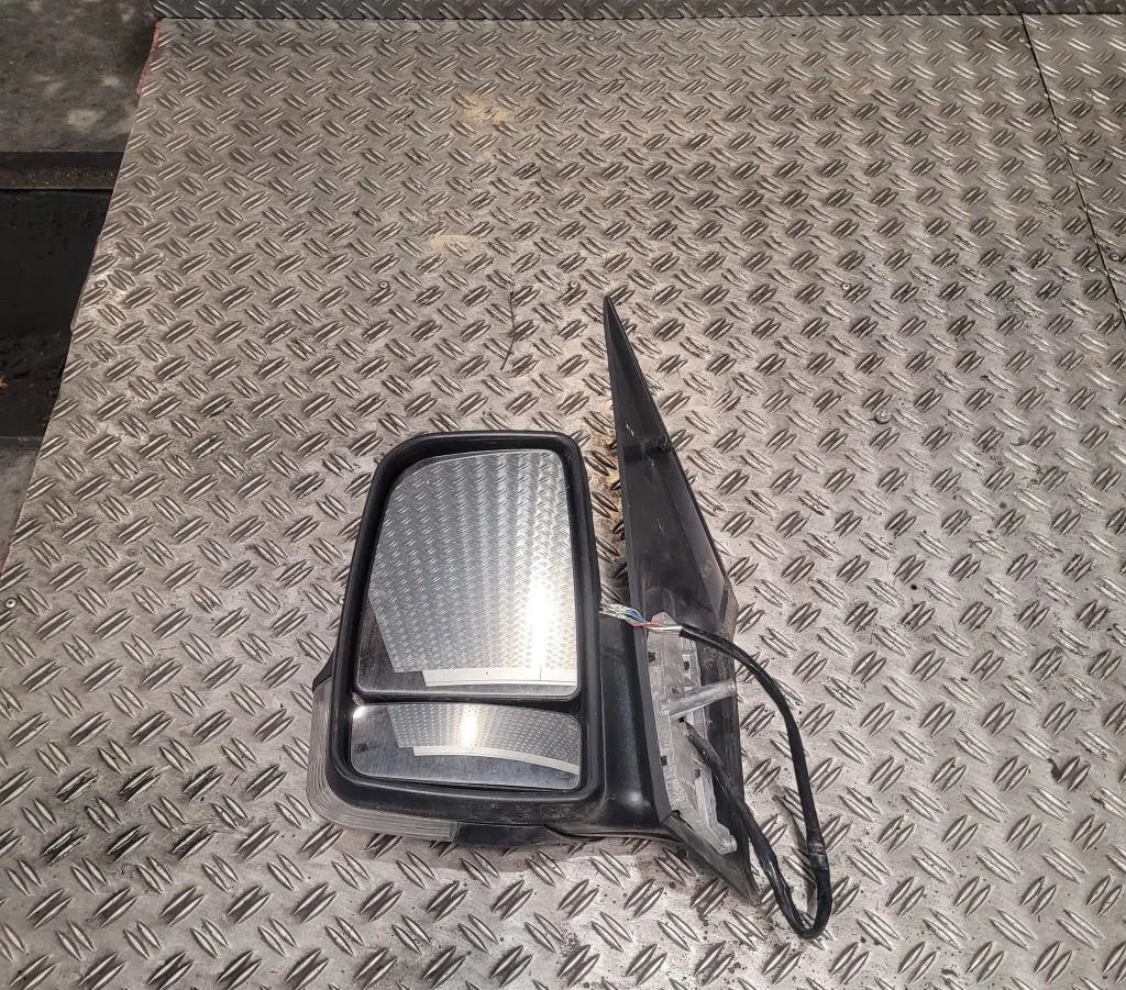Retroviseur exterieur gauche Volkswagen CRAFTER 30-50 Camionnette (2E_) 2.5 tdi (2006-2011) occasion