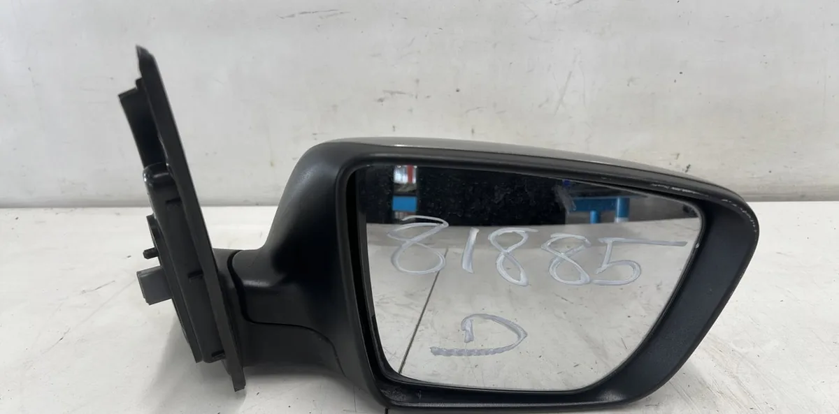 Retroviseur exterieur manuel droit KIA VENGA PHASE 1 occasion