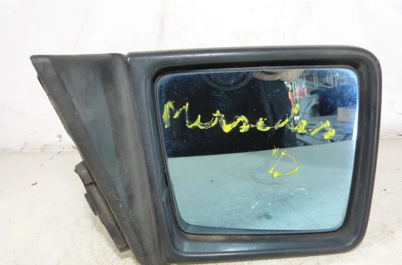 Retroviseur exterieur manuel droit MERCEDES 250 W124 PHASE 1 occasion