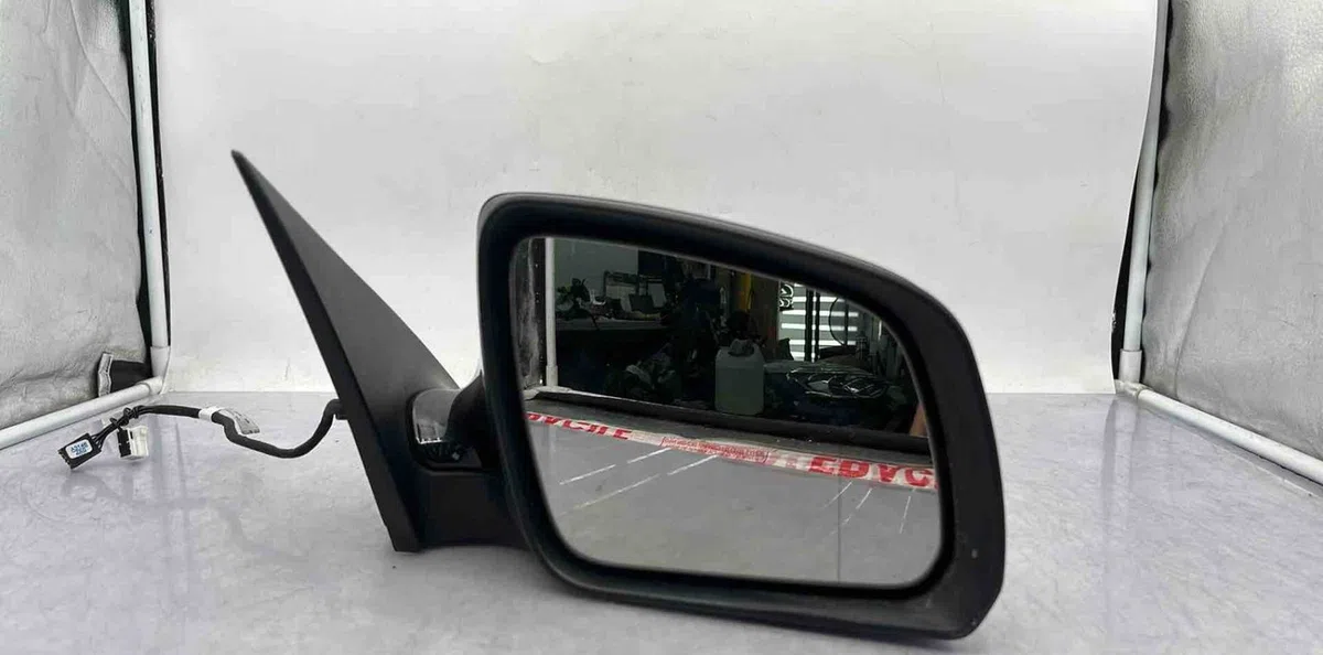 Retroviseur exterieur manuel droit MERCEDES CLASSE C 204 PHASE 1 occasion