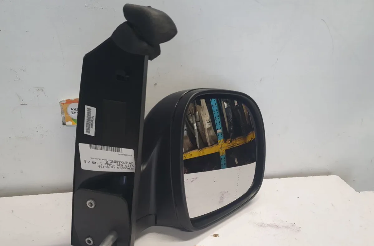 Retroviseur exterieur manuel droit MERCEDES VITO 639 PHASE 1 occasion