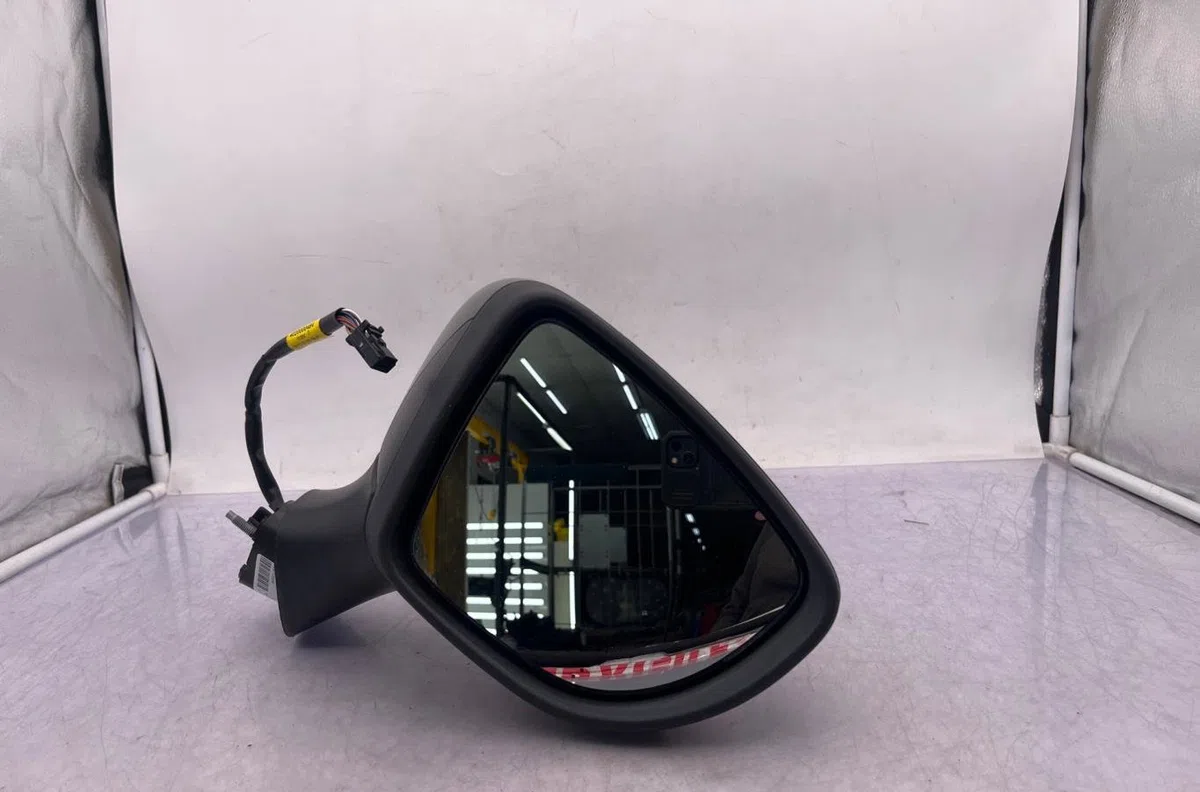 Retroviseur exterieur manuel droit RENAULT CLIO 4 PHASE 1 BREAK occasion