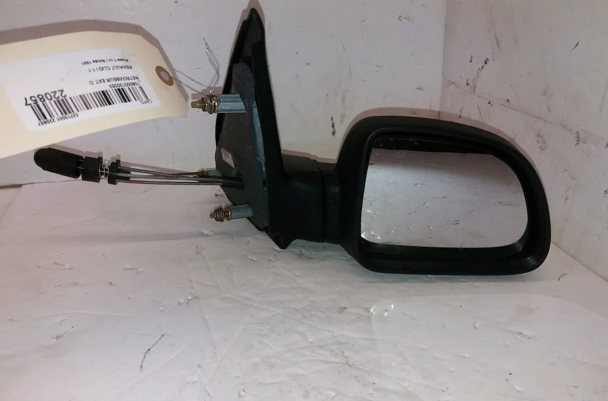 Retroviseur exterieur manuel droit Renault CLIO I (B-C57_, 5-357_) 1.1 (1991-1998) occasion
