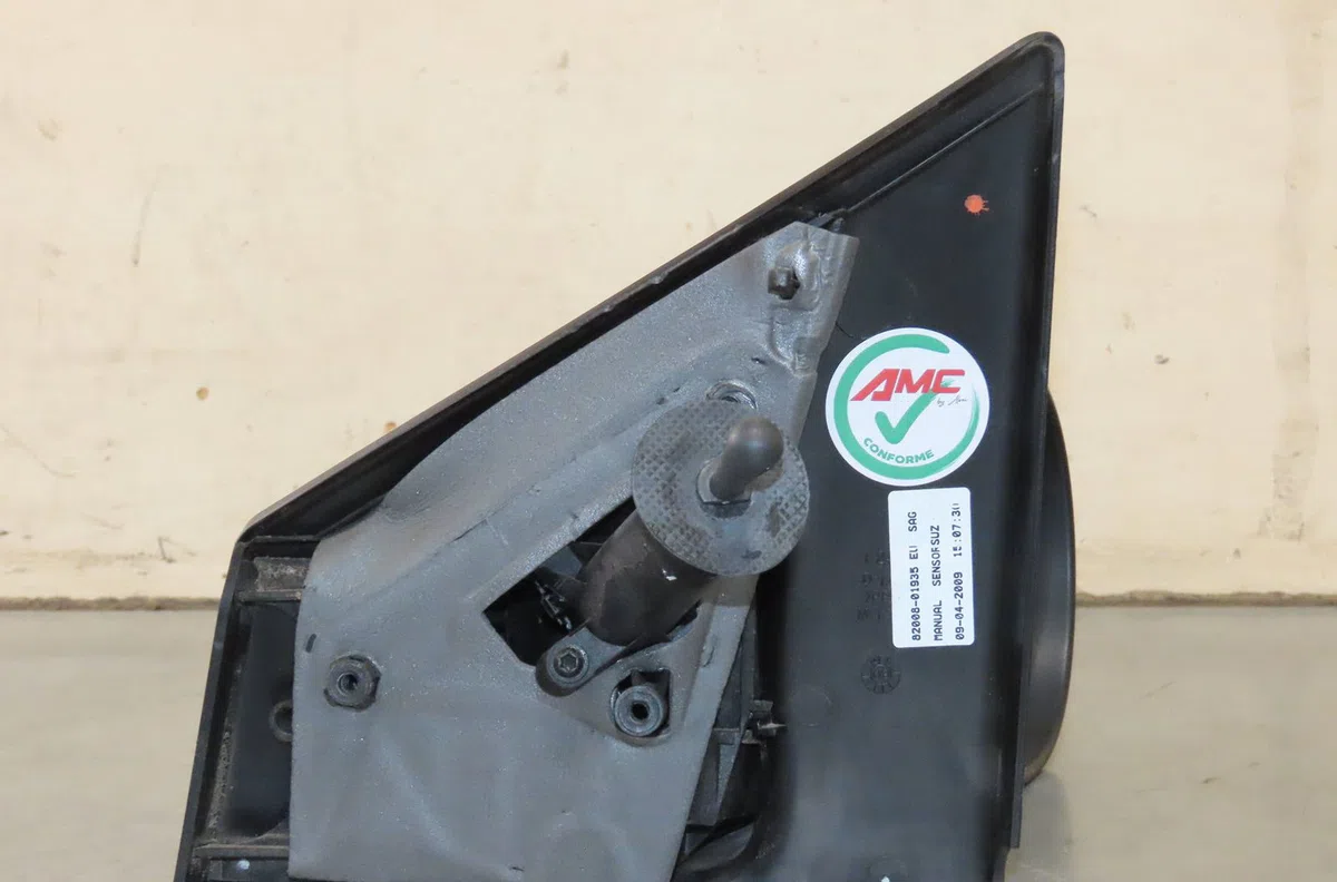 Retroviseur exterieur manuel droit Renault CLIO III Grandtour (KR0-1_) 1.2 16v (kr02, kr0j) (2008-2014) occasion