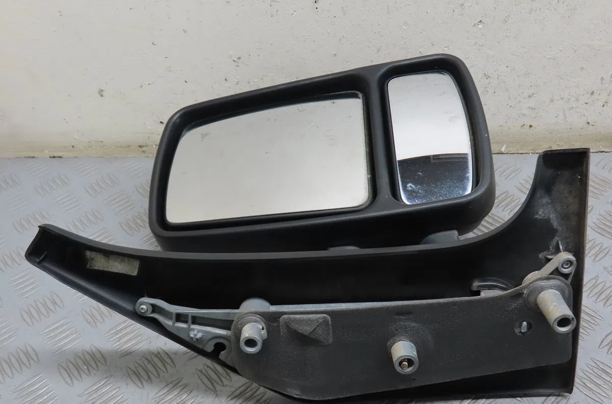 Retroviseur exterieur manuel droit Renault MASTER II Camionnette (FD) 2.5 d (1998-2001) occasion
