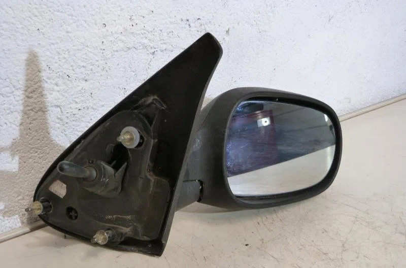 Retroviseur exterieur manuel droit RENAULT MEGANE 1 PHASE 1 occasion