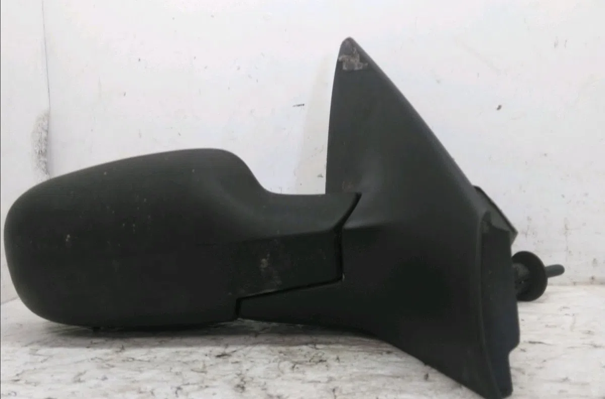 Retroviseur exterieur manuel droit Renault MEGANE II (BM0-1_, CM0-1_) 1.5 dci (bm0f, bm0t, bm2b, cm0f, cm0t) (2002-2008)