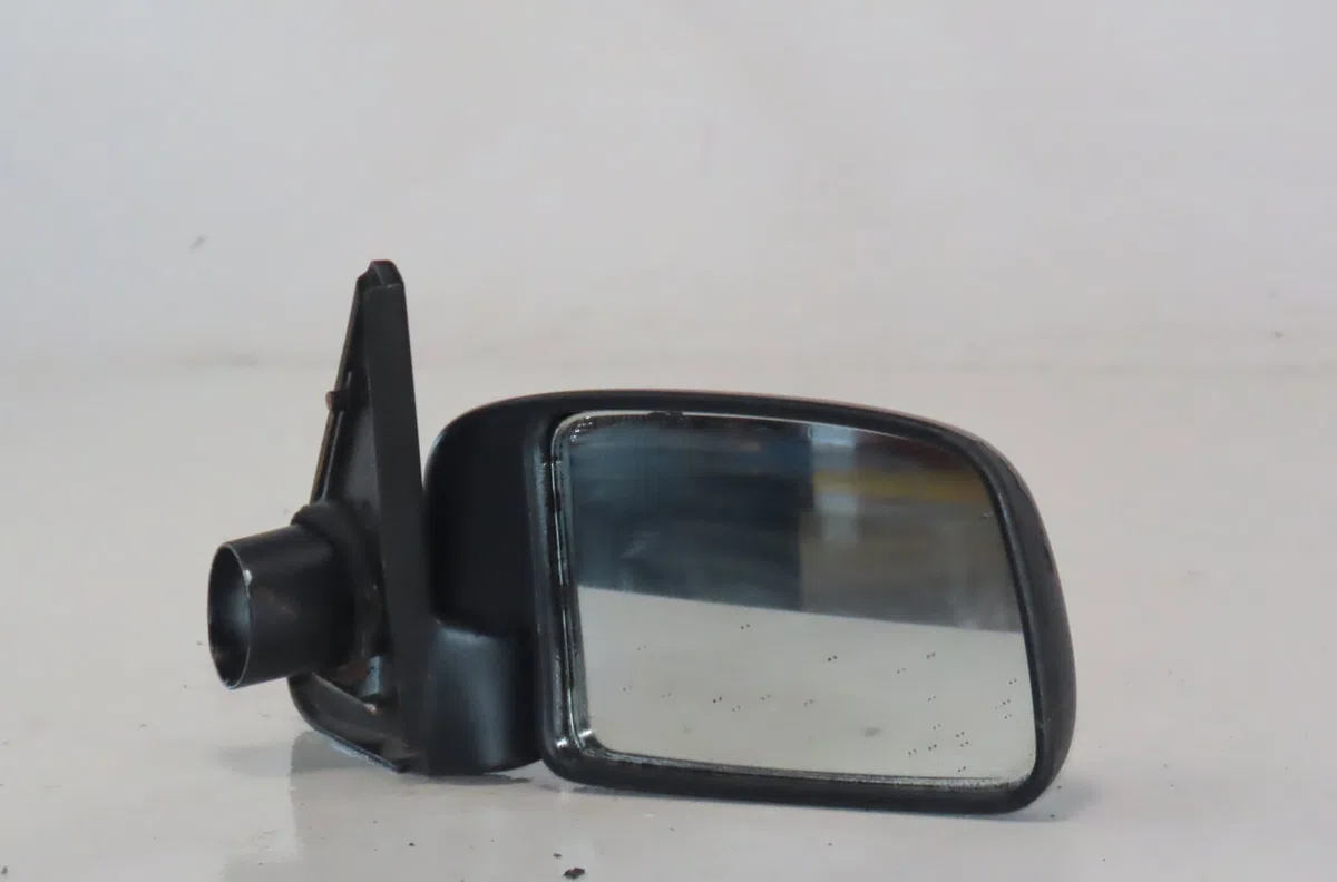 Retroviseur exterieur manuel droit Renault SUPER 5 (B-C40_) 1.2 (b-c40f) (1987-1990) occasion