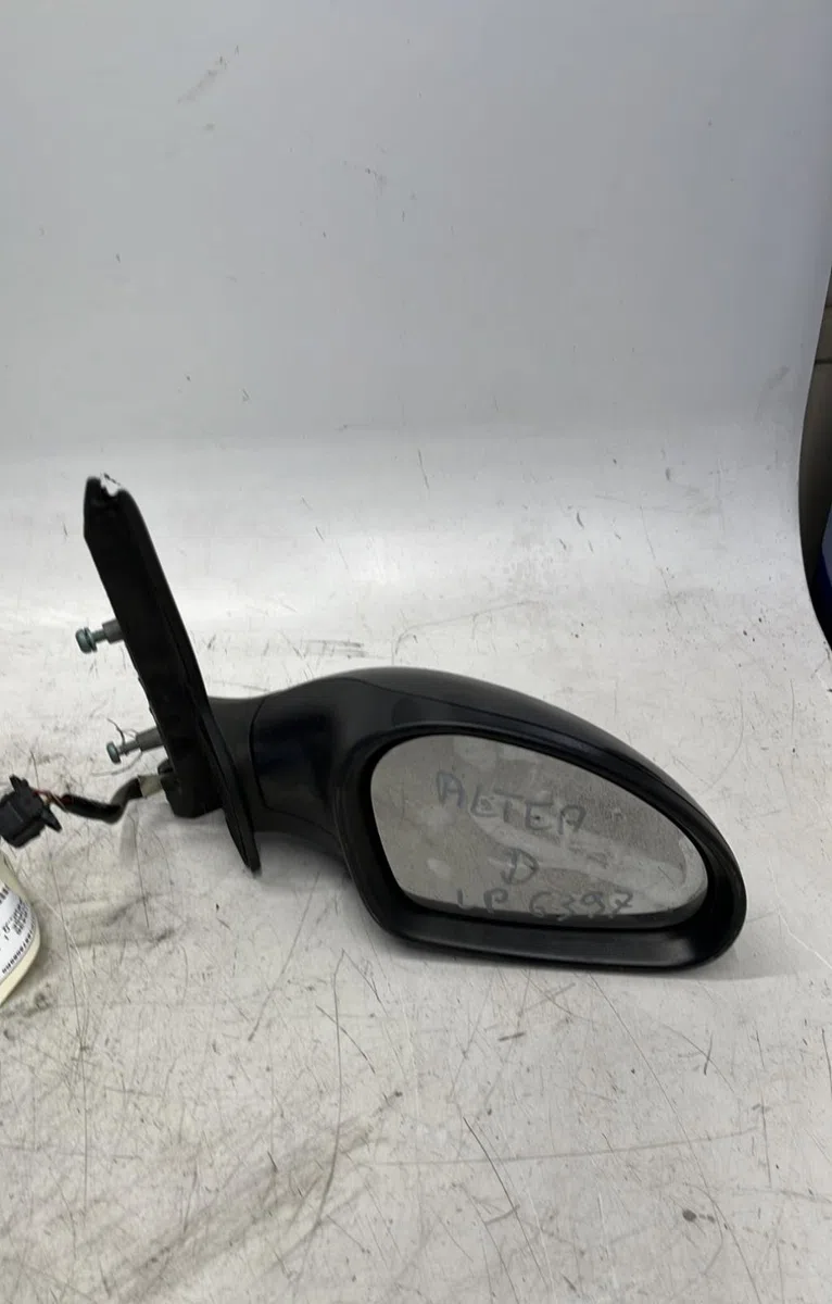 Retroviseur exterieur manuel droit Seat LEON (1P1) 1.9 tdi (2005-2010) 5 portes occasion