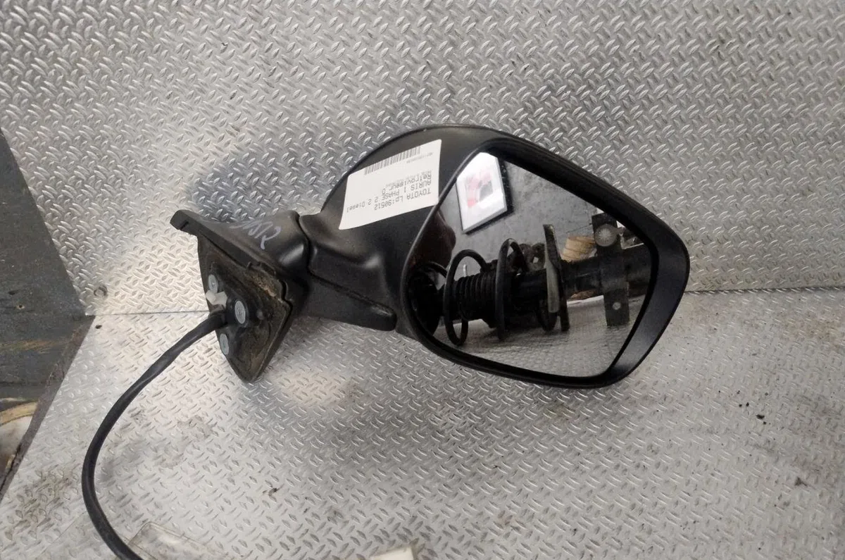 Retroviseur exterieur manuel droit TOYOTA AURIS 1  AURIS 1 PHASE 2 occasion