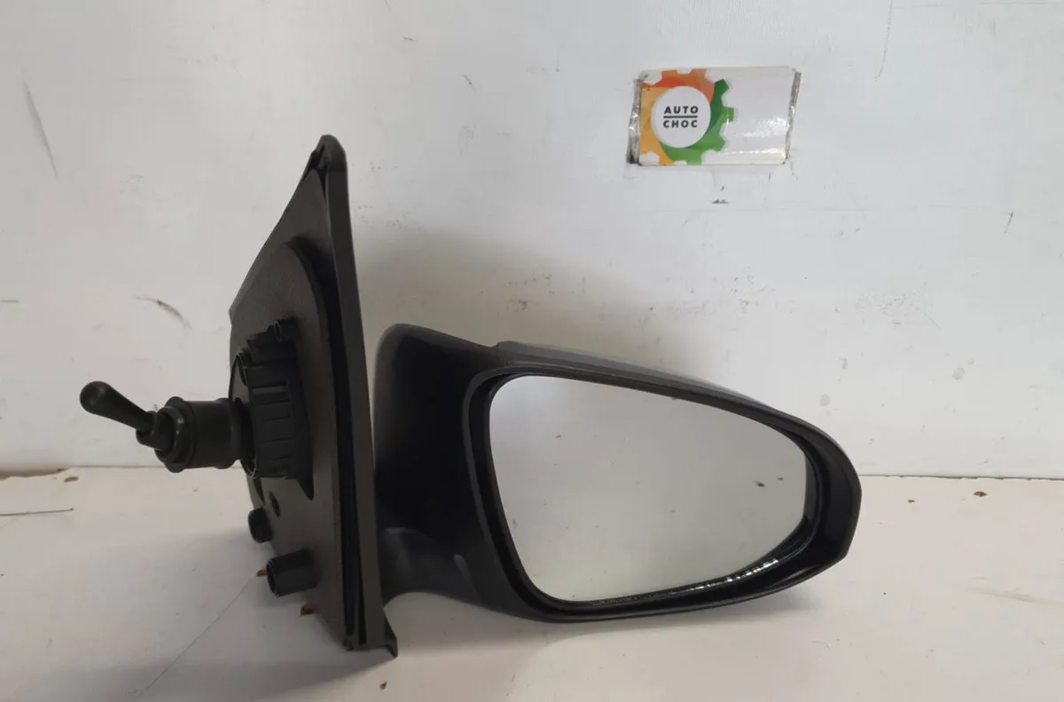 Retroviseur exterieur manuel droit TOYOTA AYGO 2 PHASE 1 occasion
