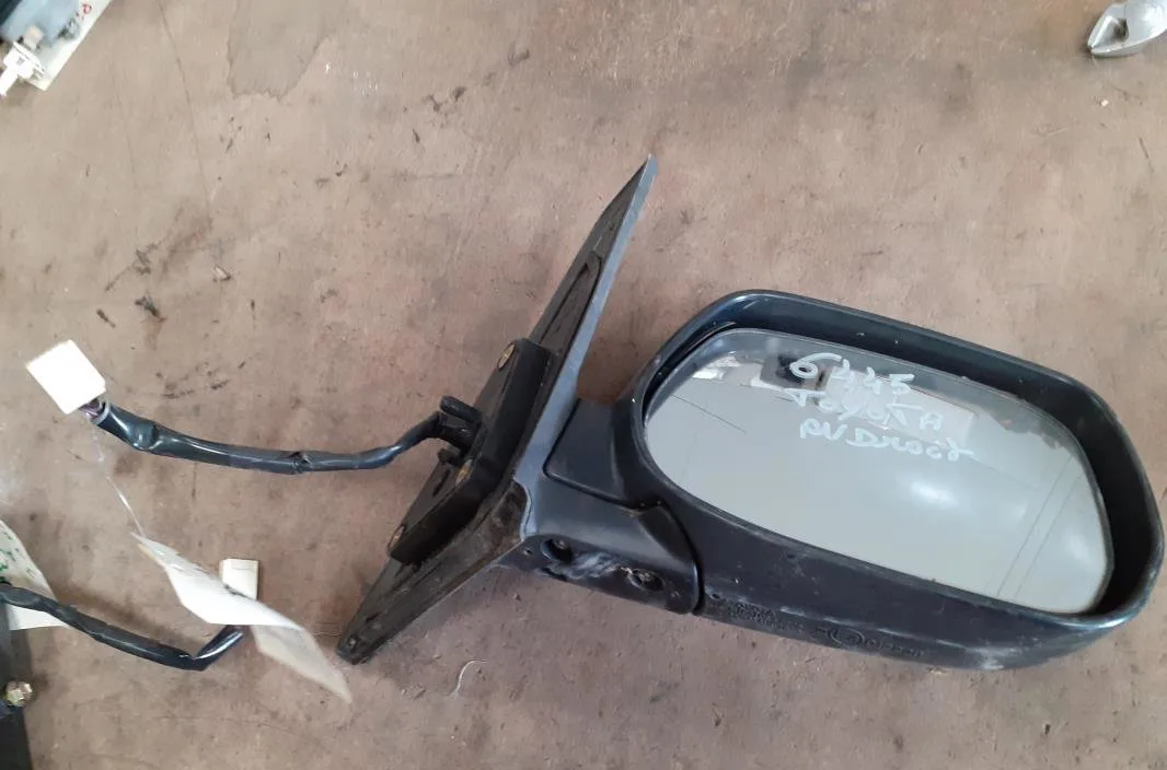 Retroviseur exterieur manuel droit TOYOTA RAV4 2 PHASE 1 occasion