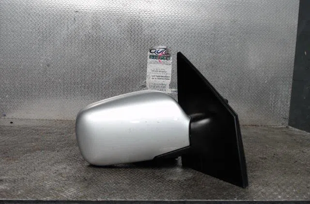 Retroviseur exterieur manuel droit TOYOTA YARIS 1 YARIS 1 PHASE 2 occasion