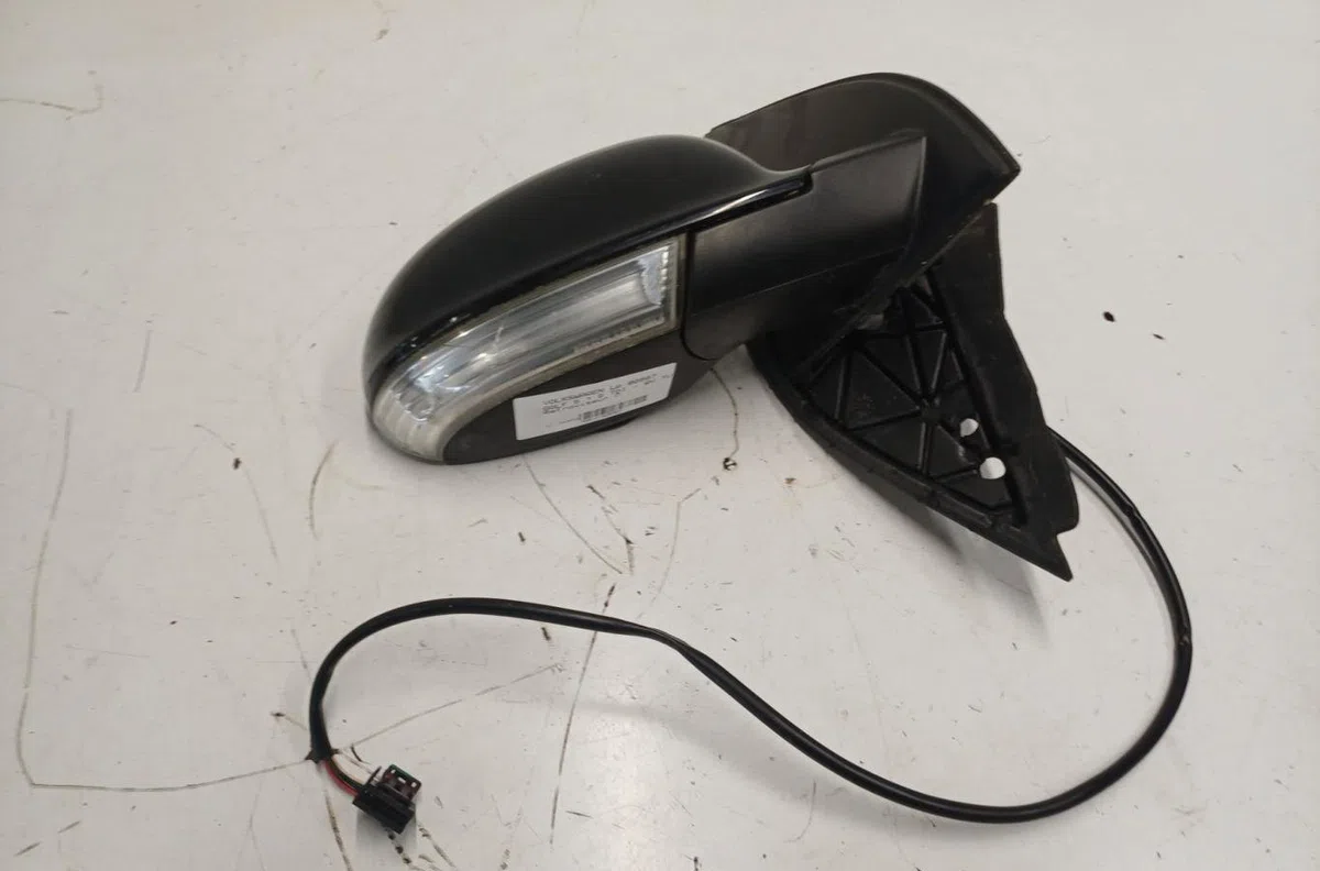 Retroviseur exterieur manuel droit VOLKSWAGEN GOLF 5 occasion