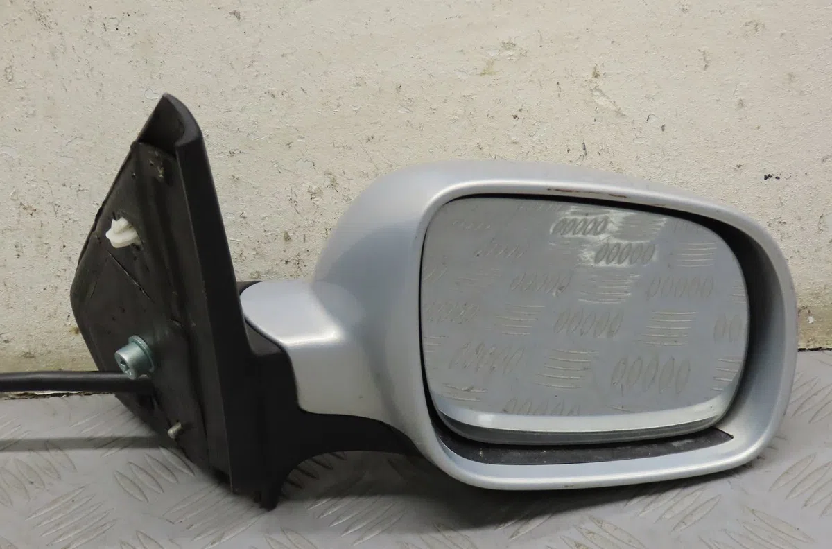 Retroviseur exterieur manuel droit Volkswagen GOLF IV (1J1) 1.4 16v (1997-2004) 5 portes occasion