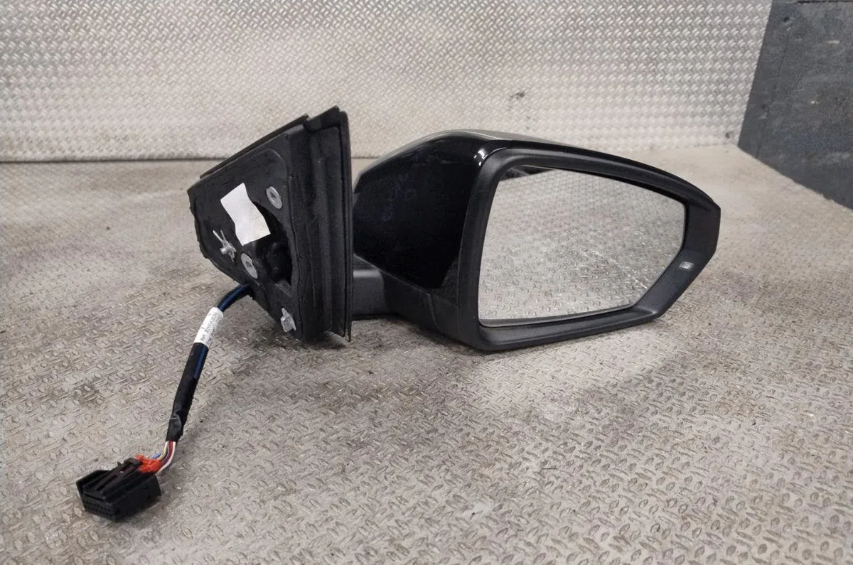Retroviseur exterieur manuel droit VOLKSWAGEN POLO 6 POLO 6 PHASE 1 occasion