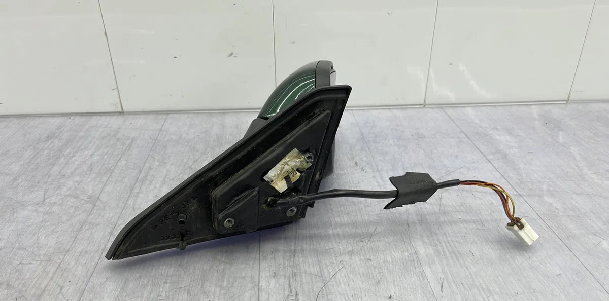 Retroviseur exterieur manuel droit VOLVO V 40 1 PHASE 1 BREAK occasion