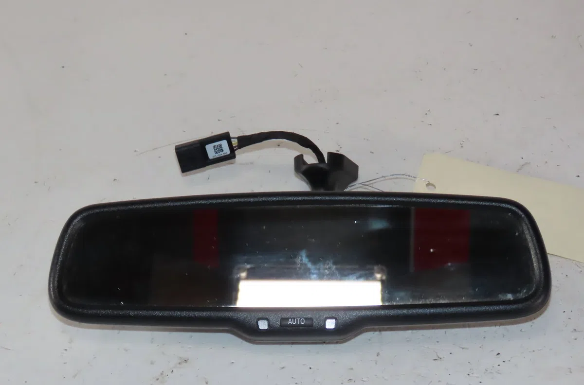 Retroviseur interieur Toyota YARIS (_P21_, _PA1_, _PH1_) 1.5 hybrid (mxph10, mxph11) (2020) 5 portes occasion