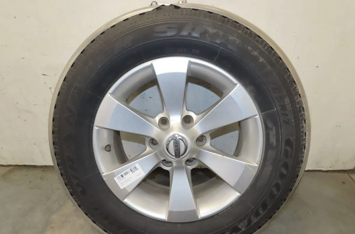 Roue de secours Nissan TERRANO II (R20) 3.0 di 4wd (2002-2007) occasion