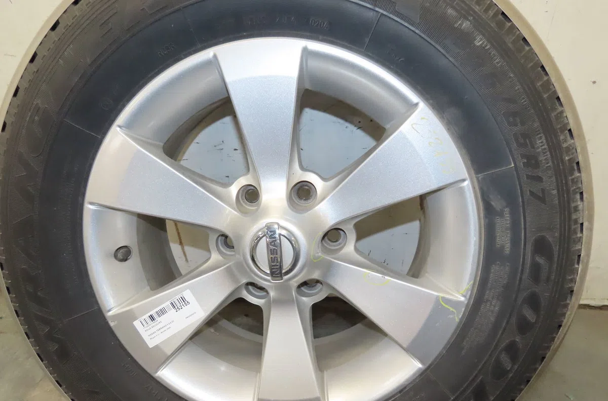 Roue de secours Nissan TERRANO II (R20) 3.0 di 4wd (2002-2007) occasion