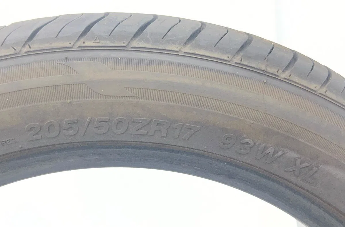 Roue de secours PEUGEOT 307 PHASE 2 CABRIOLET occasion