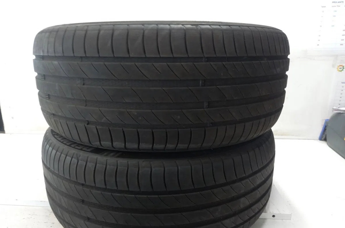 Roue de secours PEUGEOT 407 COUPE occasion