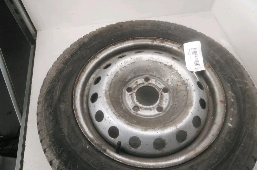 Roue de secours Renault TRAFIC II Camionnette (FL) 1.9 dci 80 (fl0b) (2001-2006) occasion