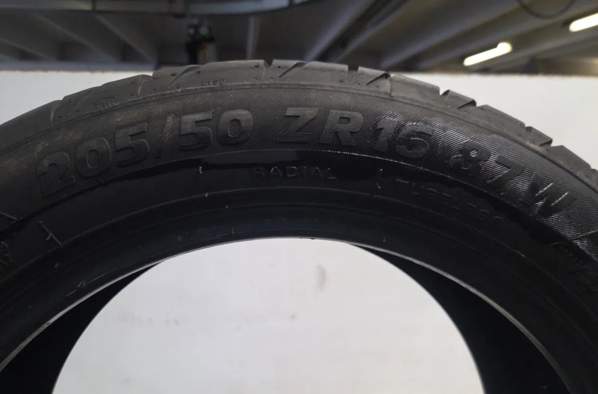 Roue de secours TOYOTA CELICA 5 PHASE 1 COUPE occasion