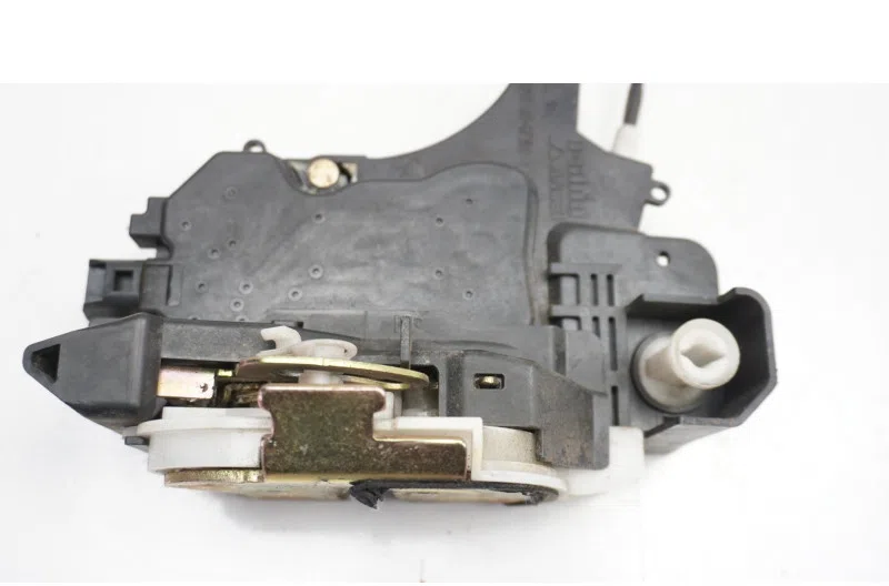 Serrure avant gauche pour MITSUBISHI COLT 6 PHASE 1