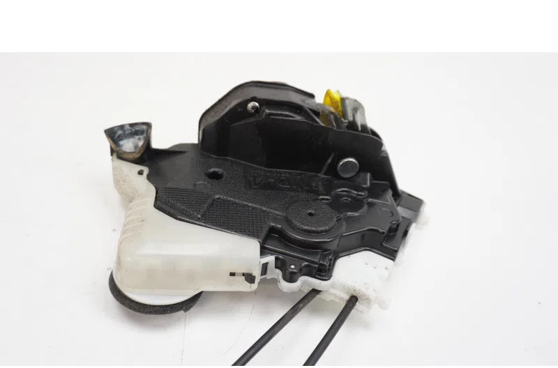 Serrure avant gauche pour TOYOTA YARIS 3 PHASE 1