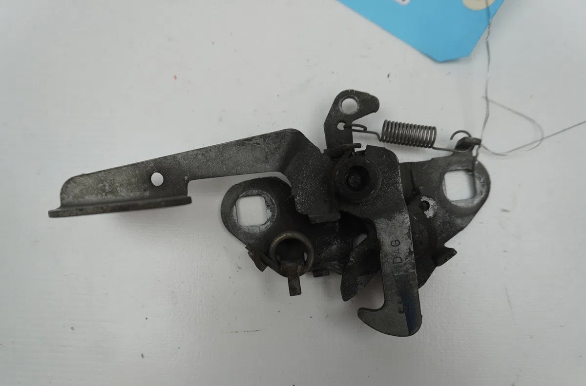 Serrure capot Peugeot 306 Break (7E, N3, N5) 1.8 16v (1997-2002) occasion