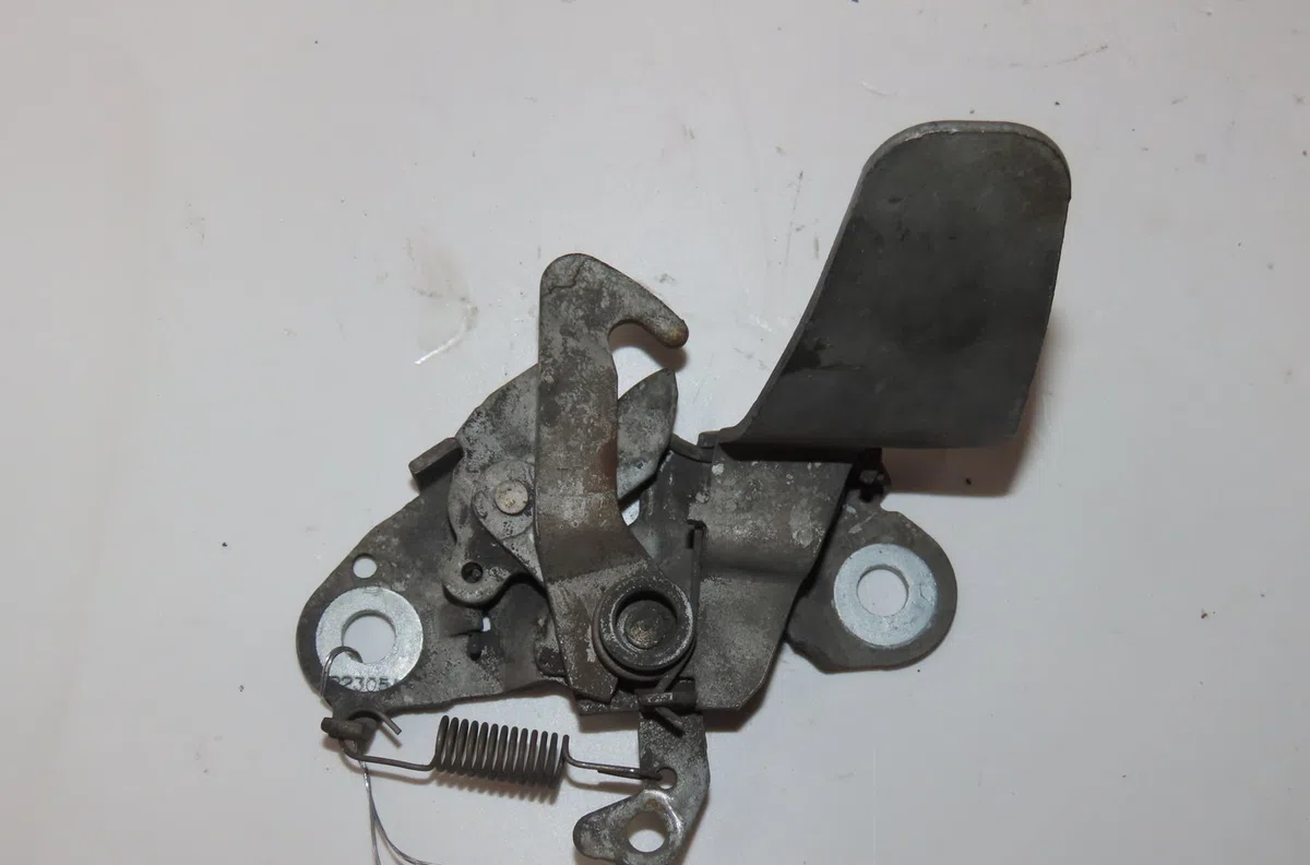 Serrure capot Peugeot 307 SW (3H) 1.6 hdi 110 (2003-2007) occasion