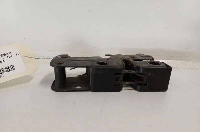 Serrure capot VOLKSWAGEN GOLF 5 occasion