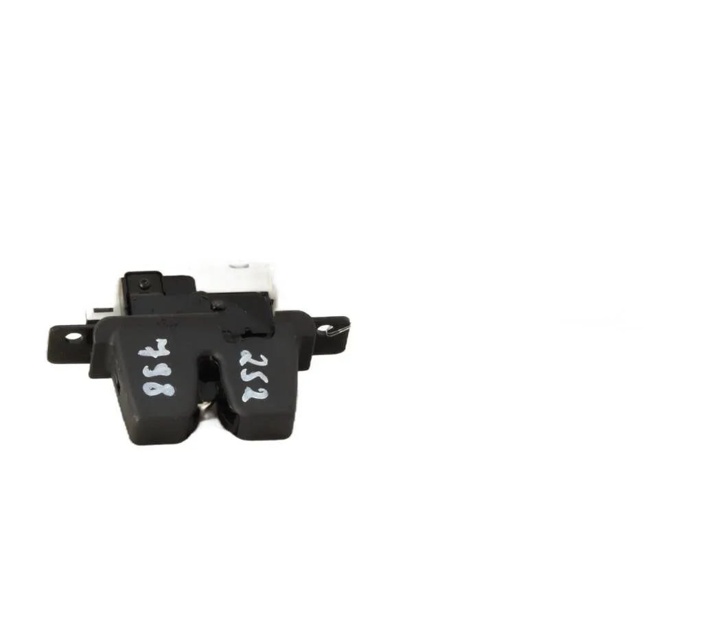 Serrure coffre arrière Renault MEGANE II (BM0-1_, CM0-1_) 1.6 16v (2006-2008) occasion
