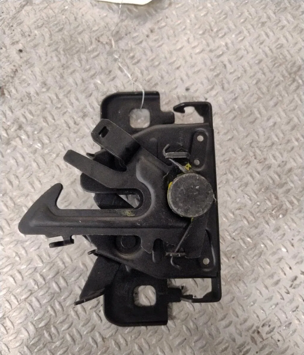Serrure coffre arrière RENAULT TRAFIC 3  TRAFIC 3 LONG PHASE 2 occasion