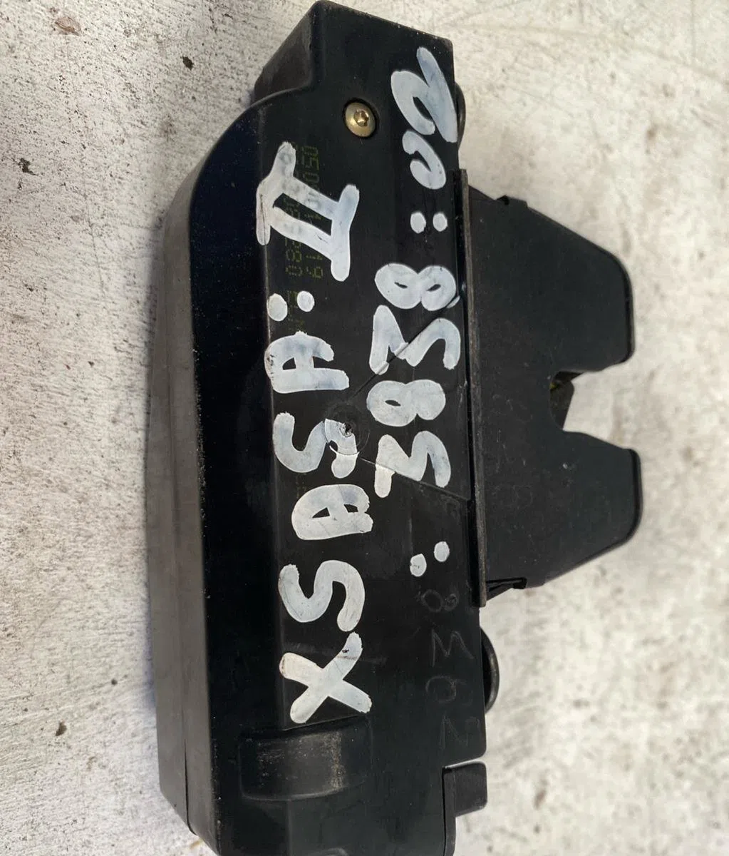 Serrure hayon Citroen XSARA (N1) 2.0 hdi 109 (2001-2005) 5 portes occasion
