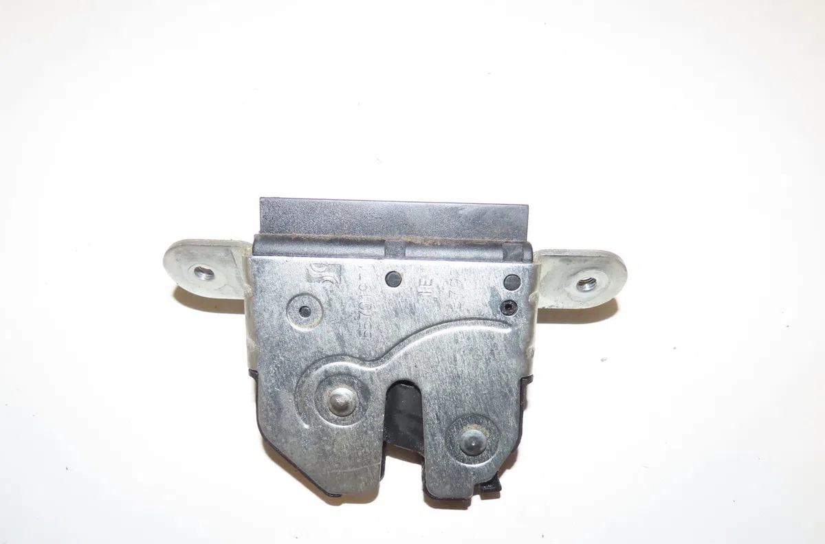 Serrure hayon Opel CORSA D (S07) 1.4 (l08, l68) (2006-2014) 3 portes occasion